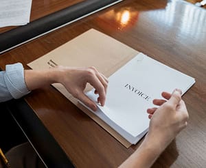 Lire la suite à propos de l’article Modèle facture acquittée gratuit : le guide complet